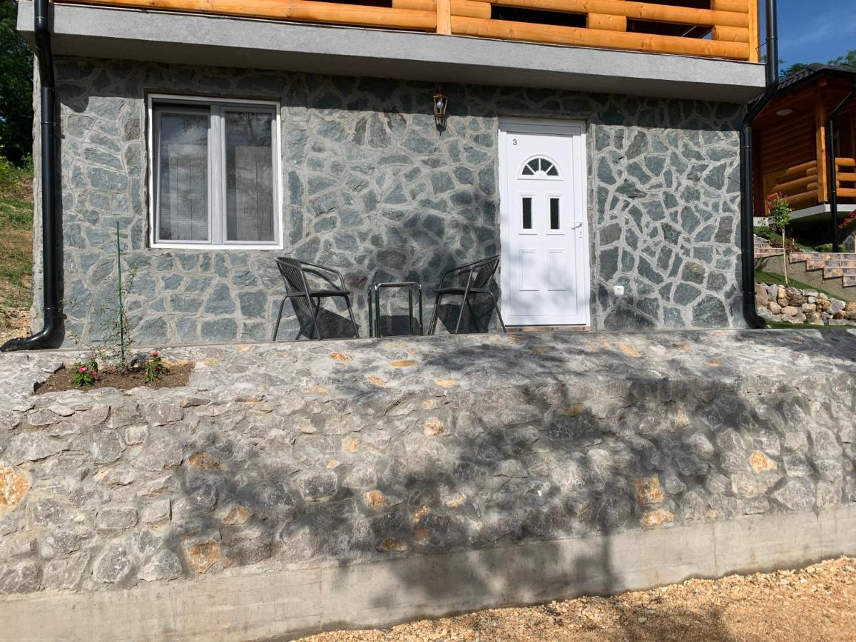 Boja Zalaska - Kameni Apartman Jagodina Exterior photo